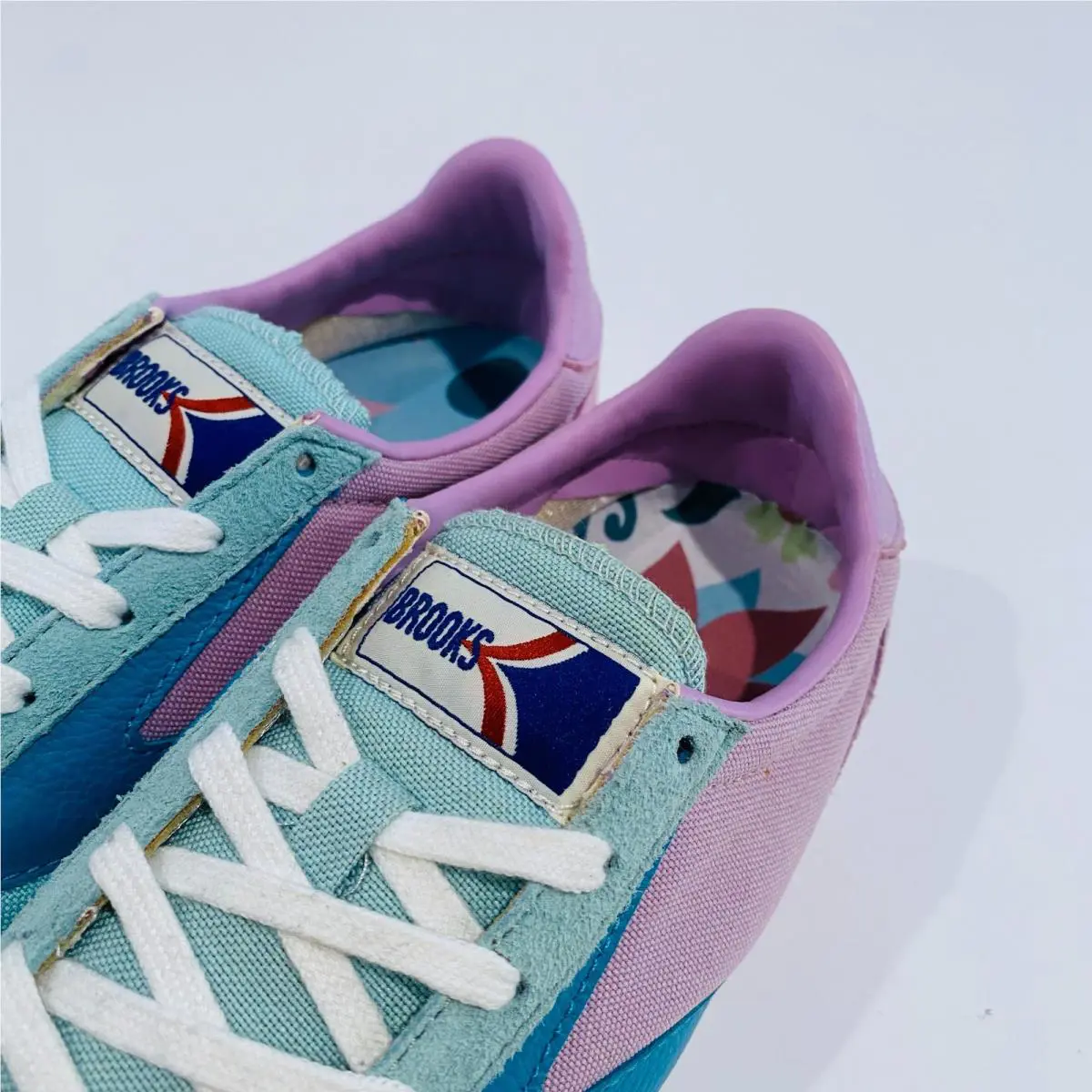 Brooks shoes - Blue 4