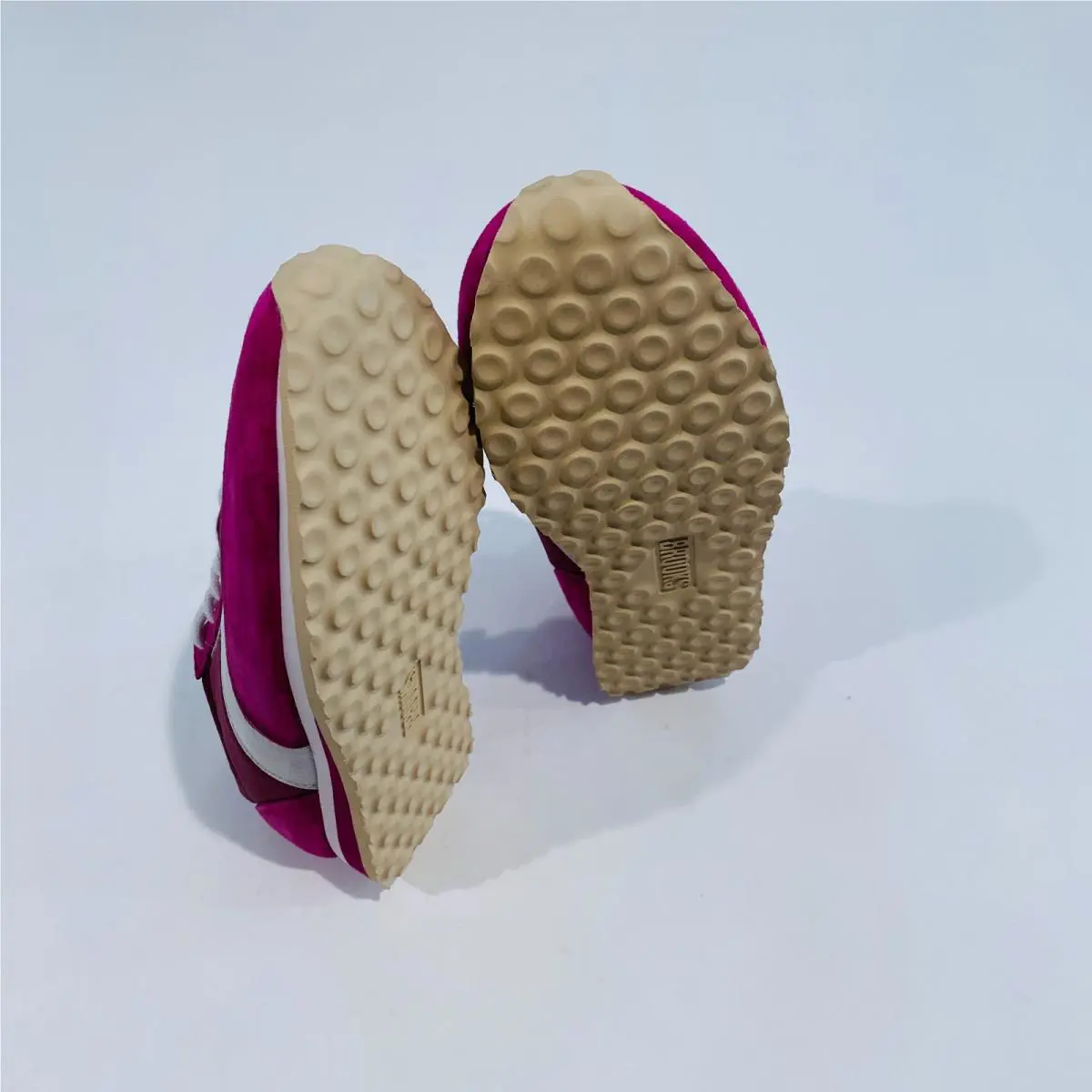 Brooks shoes - Red 2