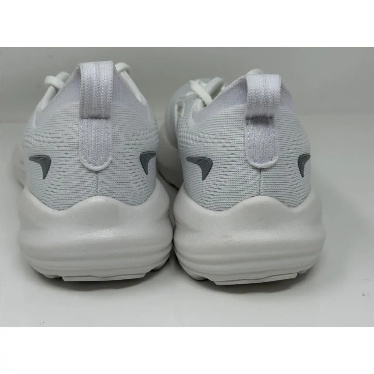 Brooks shoes - Glycerin 22 - Glycerin - 1204341D151 - White (UPC: 195394601473) 1