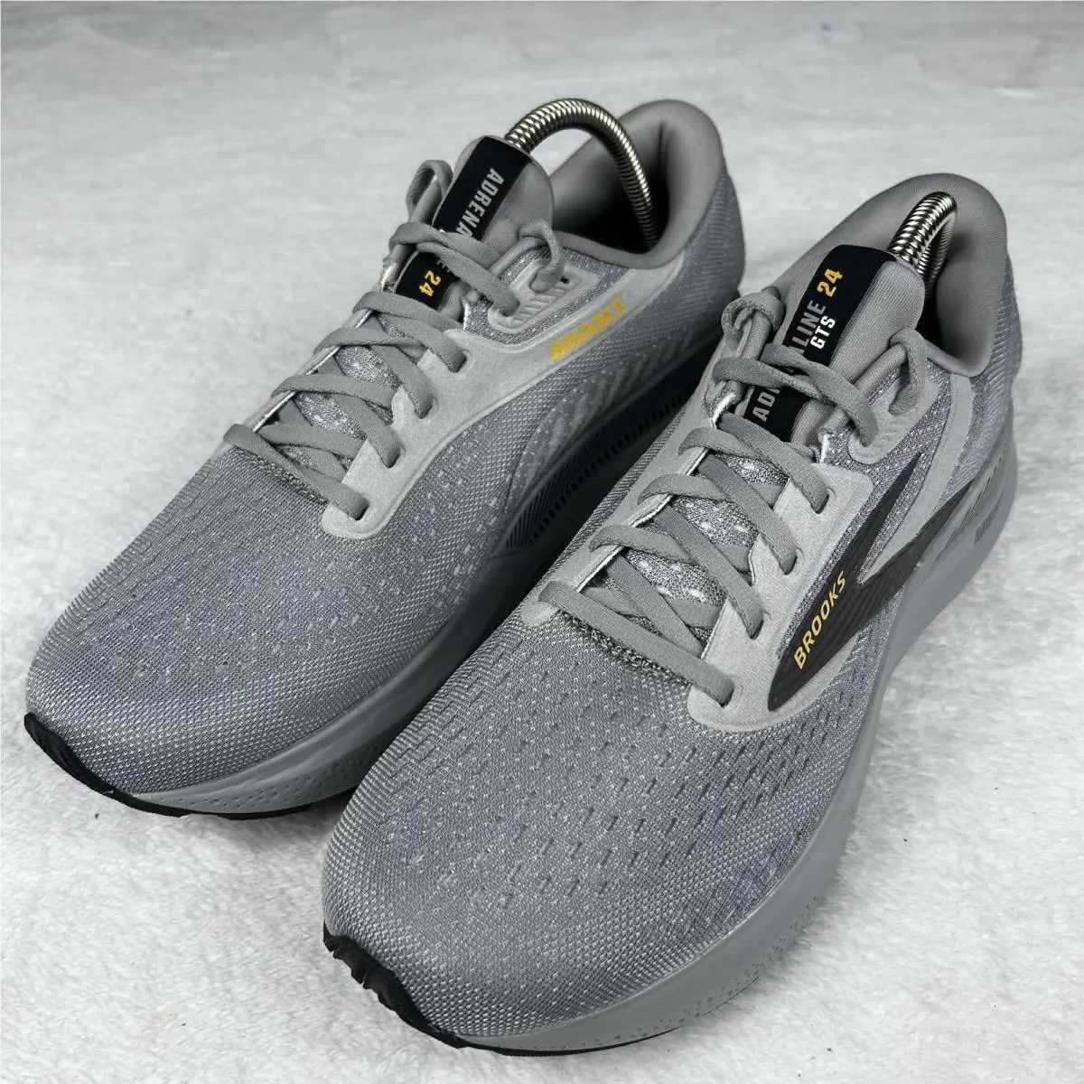 Brooks shoes - Adrenaline GTS 24 - Adrenaline GTS - 110437 1D 084 - Grey (UPC: 0195394533347) 2