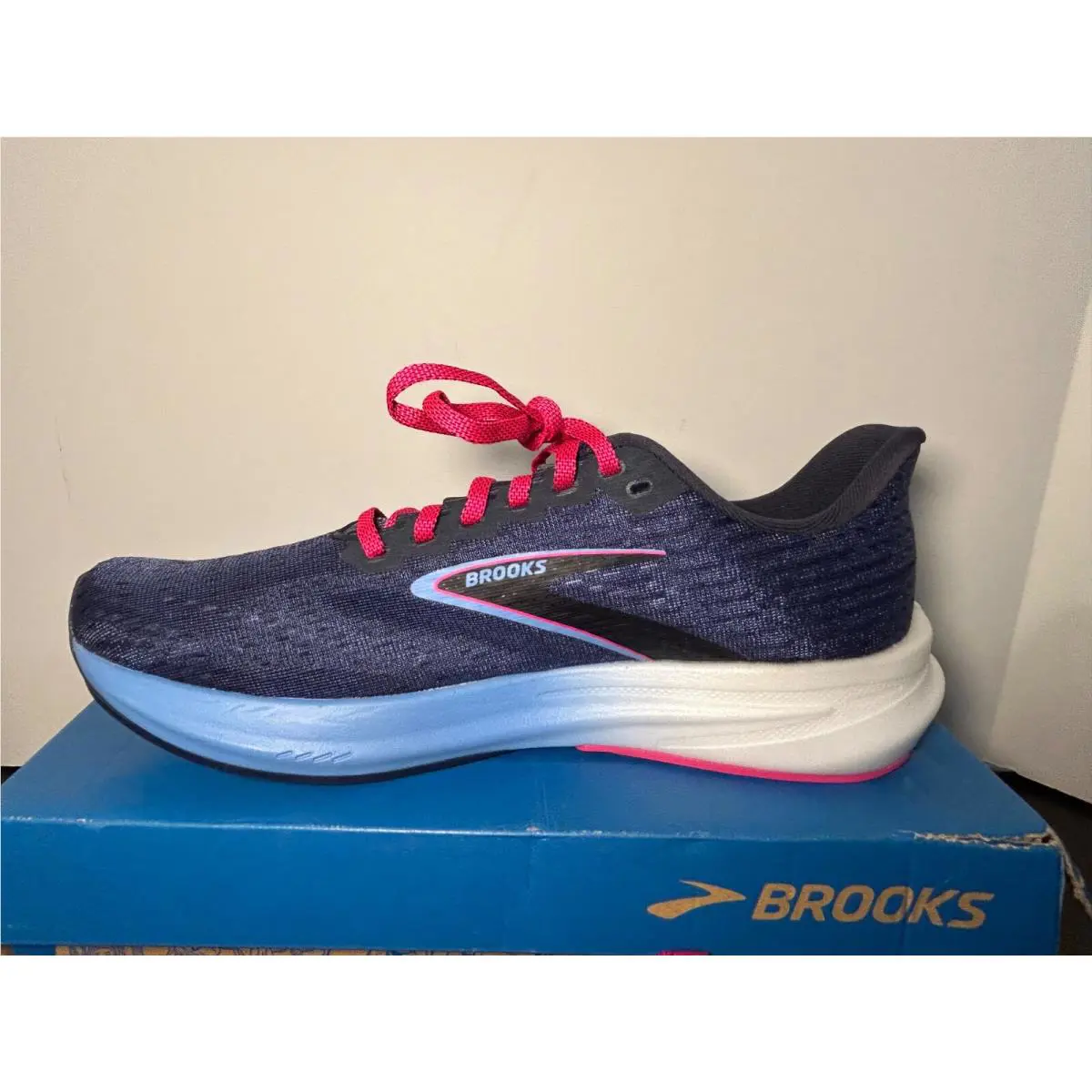 Brooks shoes - Brooks Hyperion - Hyperion - Blue, Pink, White 7