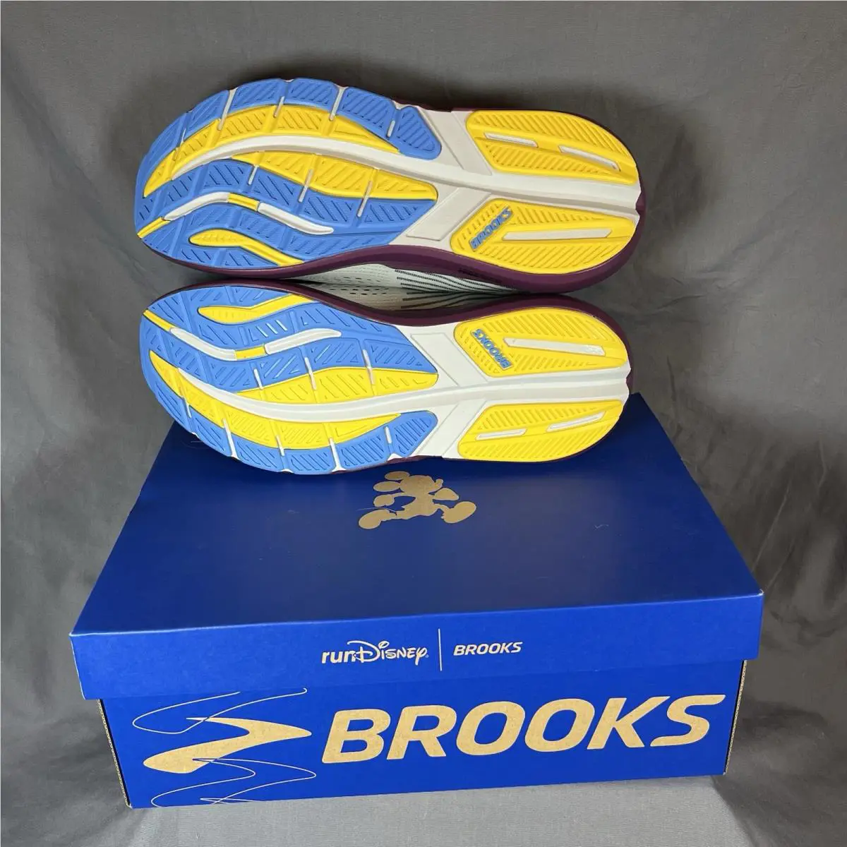 Brooks shoes - Brooks Ghost Max 3 - Ghost Max - 110464-1D-069 - Gray 6