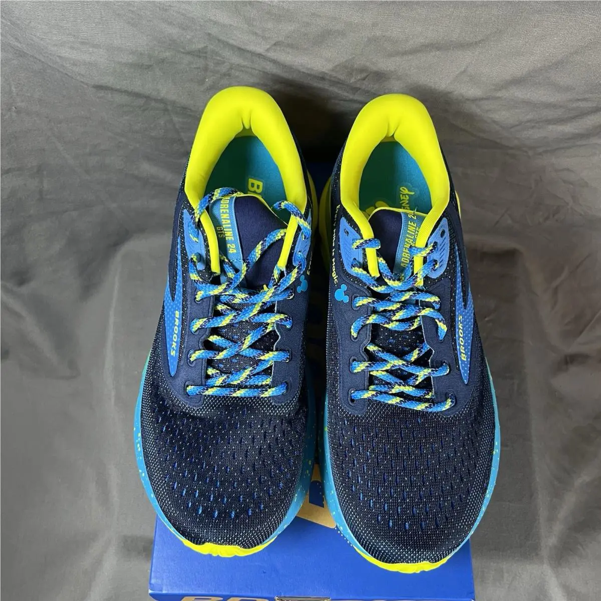 Brooks shoes - Disney Brooks Adrenaline GTS 24 Core - Blue 3