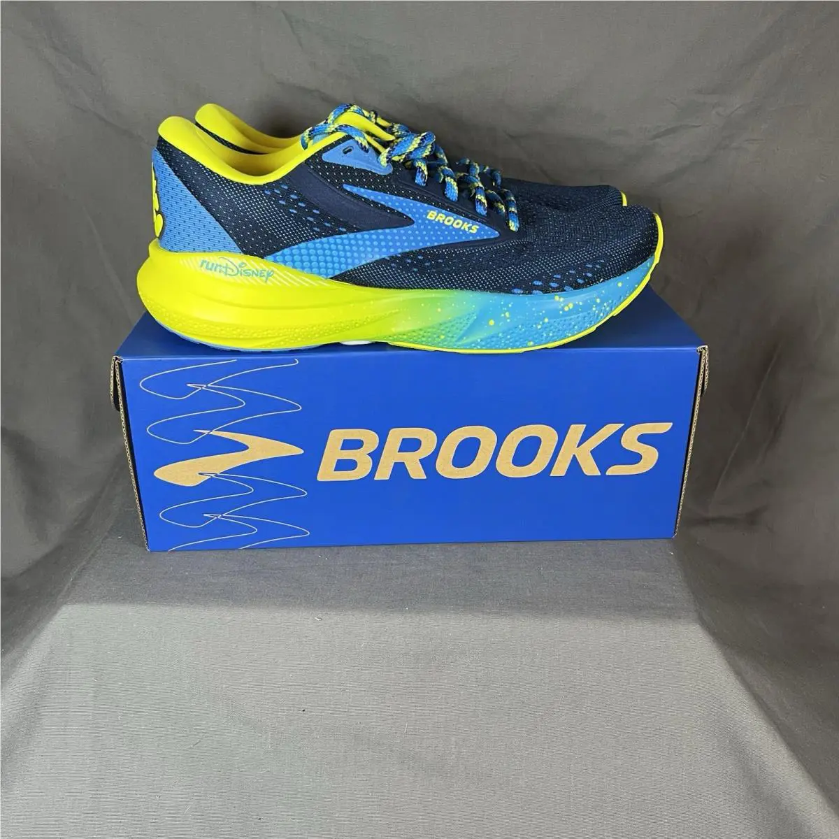 Brooks shoes - Disney Brooks Adrenaline GTS 24 Core - Blue 5