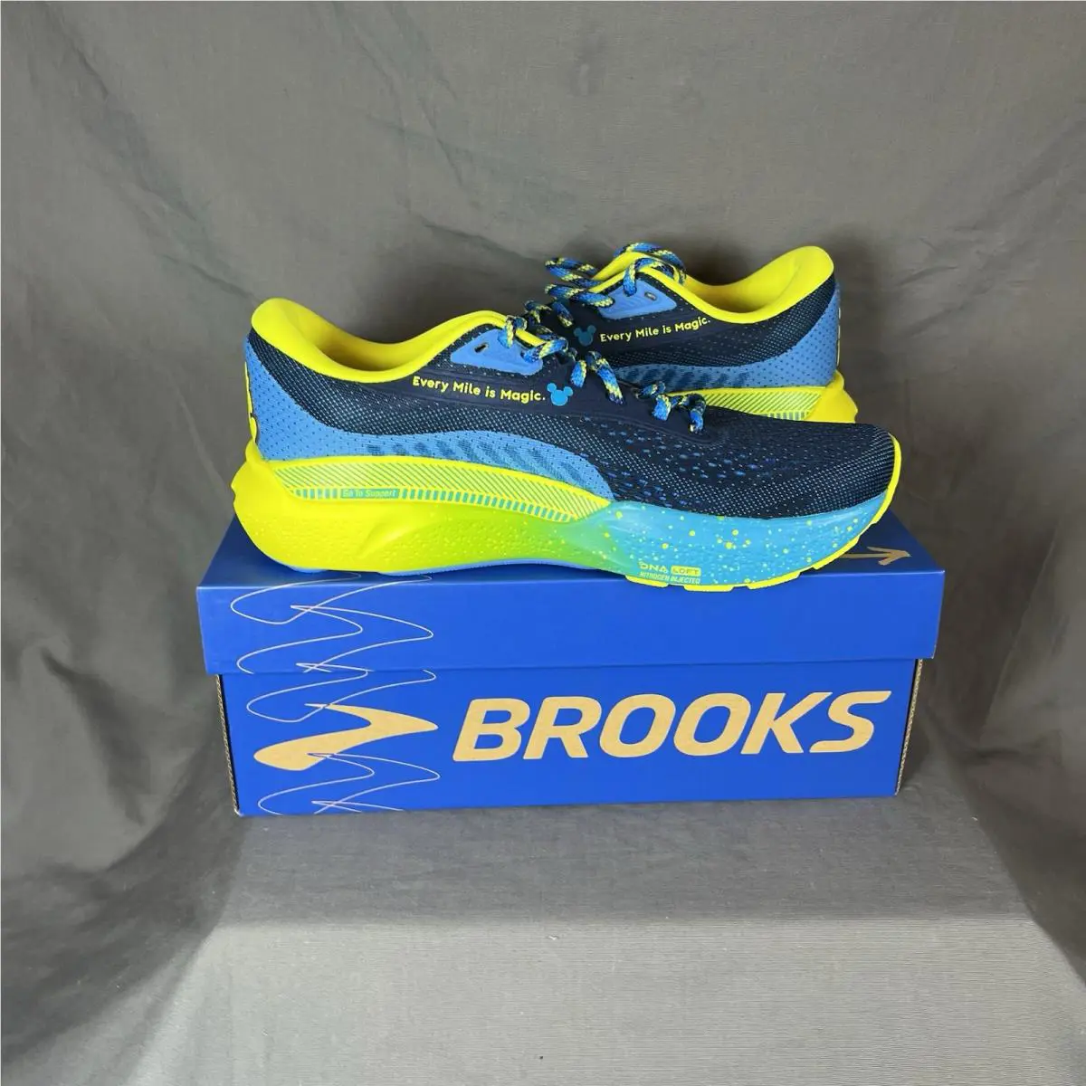 Brooks shoes - Disney Brooks Adrenaline GTS 24 Core - Blue 6