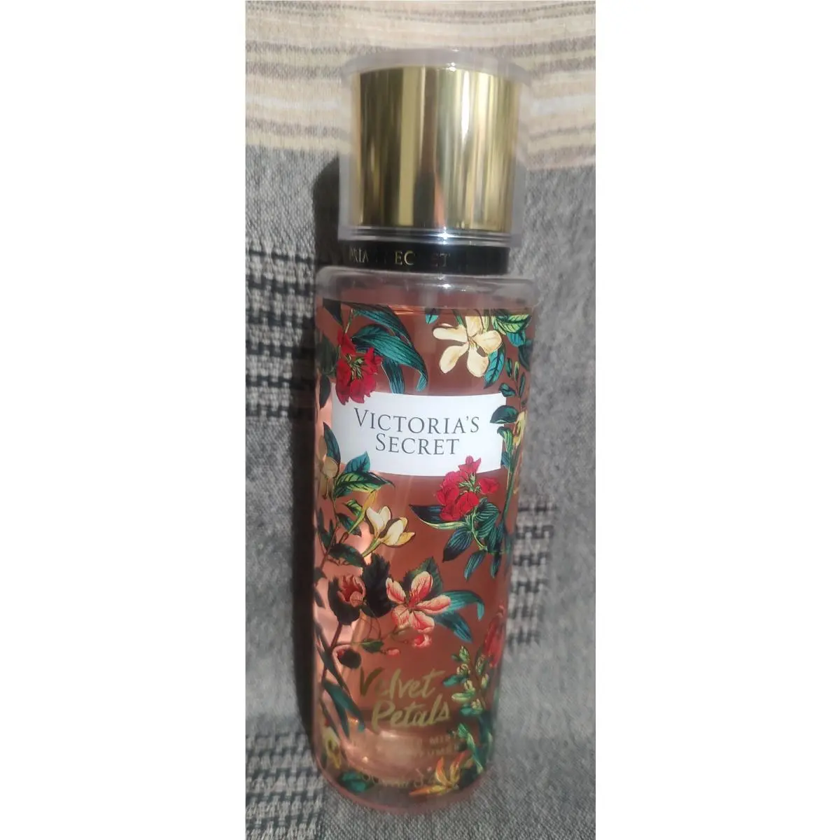 Victoria`s Secret Body Mists / Body Lotions / Gels All Velvet Petals Frag Mist 8.4oz by Victoria's Secret
