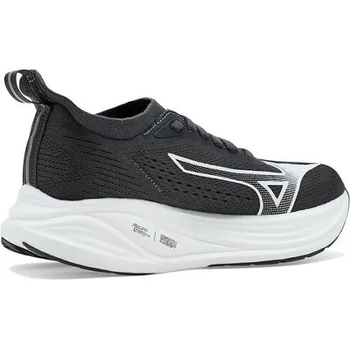 Mizuno shoes - Black 1