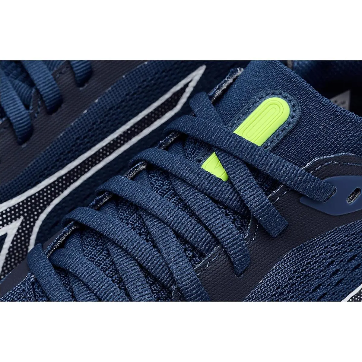 Mizuno shoes - Black/White 32