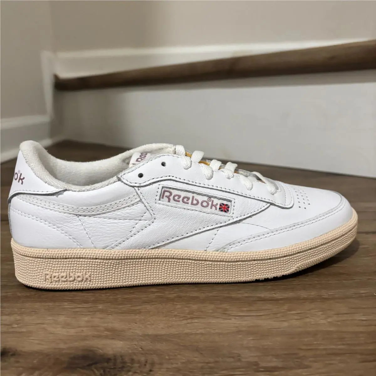 Reebok shoes - Reebok Classic - Classic - 10009668 - White 3