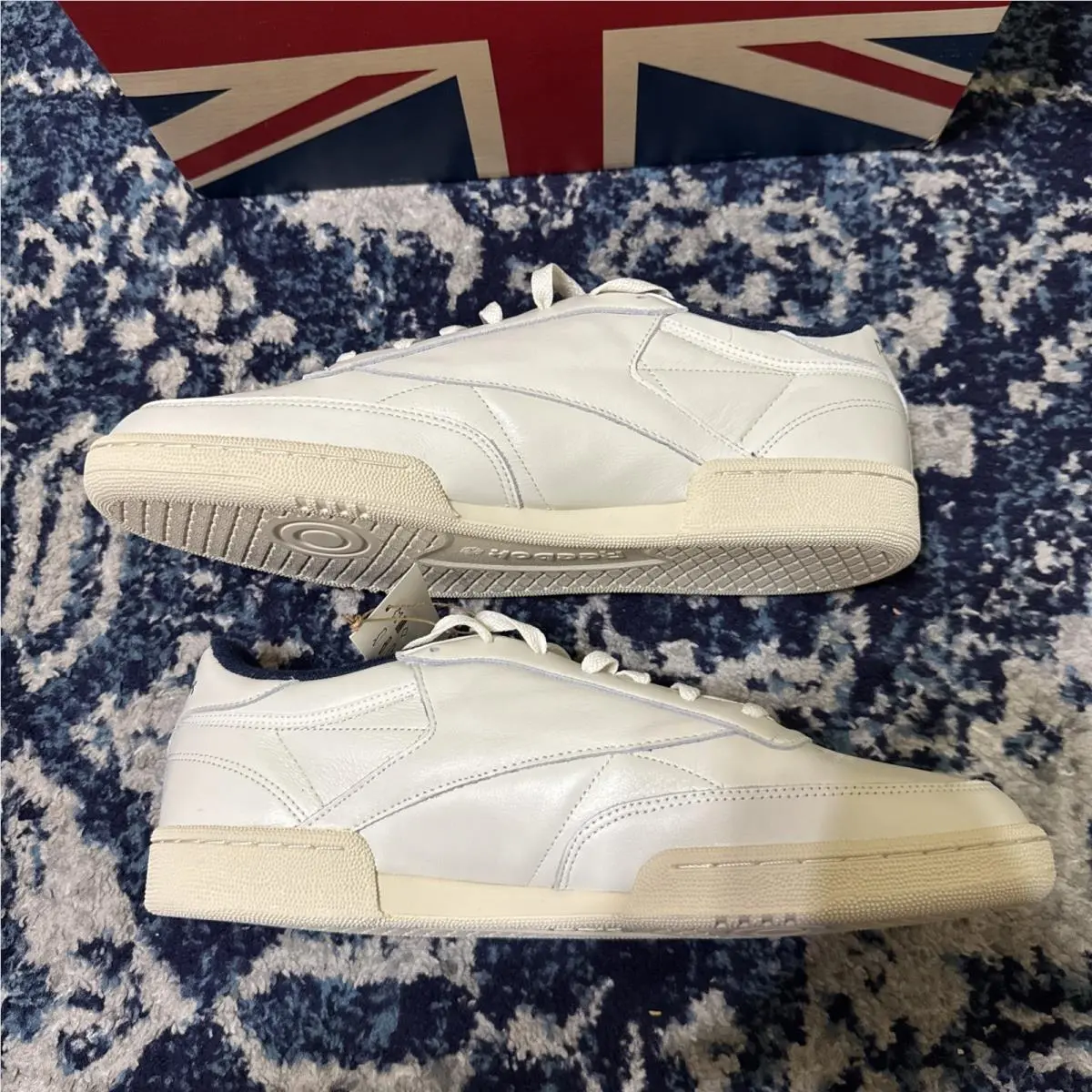 Reebok shoes - Reebok Club C - Club - GX3683 - White 1