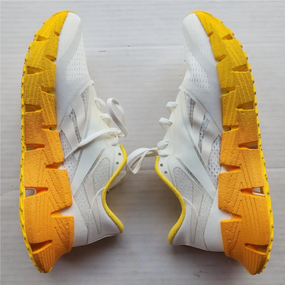 Reebok shoes - Reebok FloatZig - FloatZig - White & Yellow 15