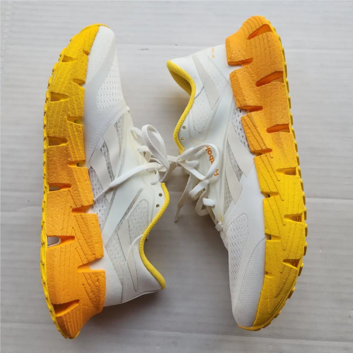Reebok shoes - Reebok FloatZig - FloatZig - White & Yellow 16
