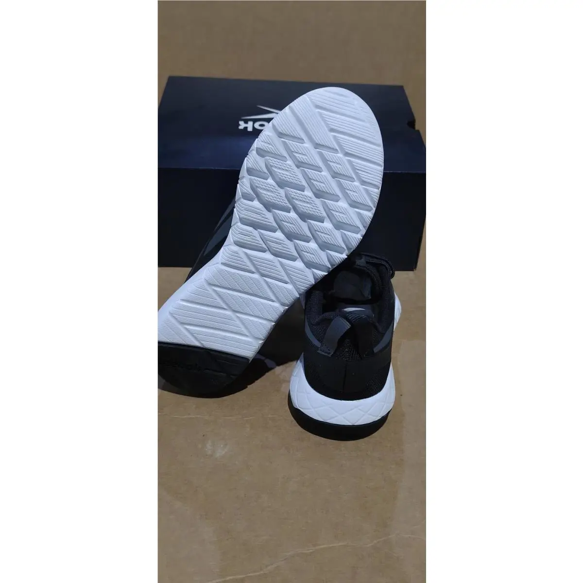 Reebok shoes - LIP24 - LIP24 - Black/Pure Grey (UPC: 196464099787) 2