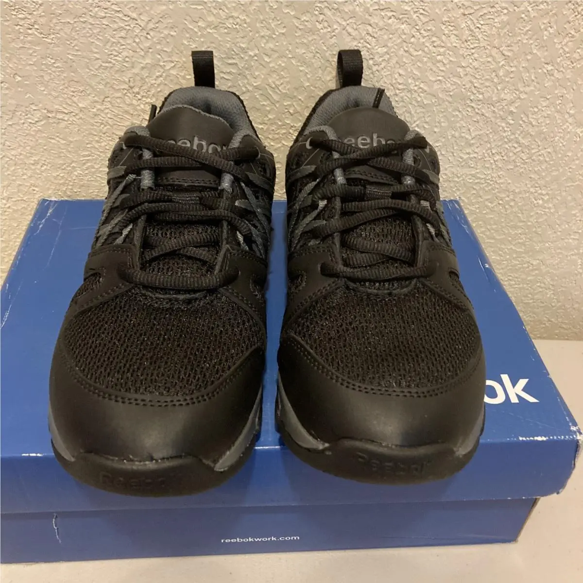 Reebok Sublite Work Athletic Oxford Unisex womens-Sz8M mens-6Black Newunisex
