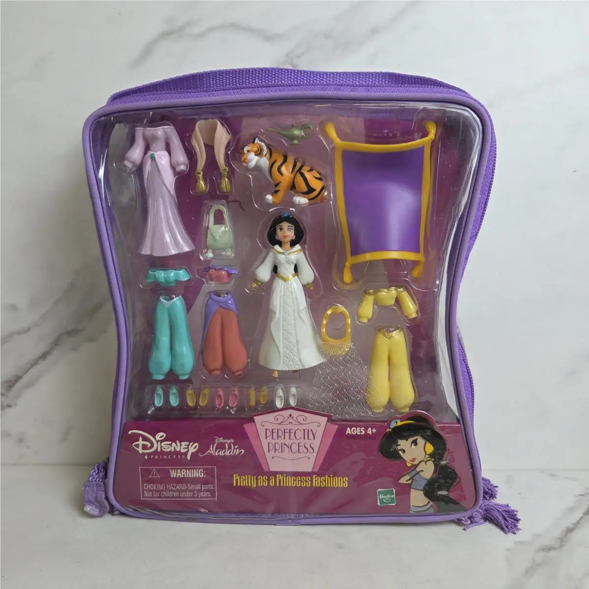 Disney Princess Jasmine Pretty As A Princess 2003 Fashions Polly Pocket Size