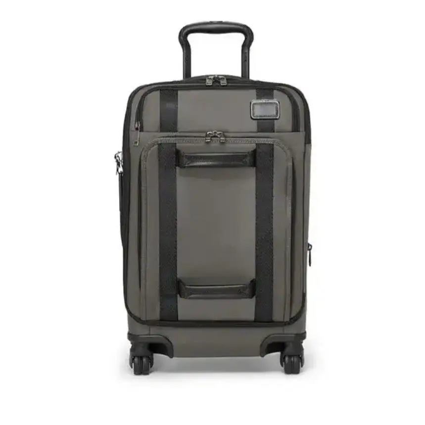 Tumi Merge International Front Lid 4 Wheeled Carry-on in Black/grey