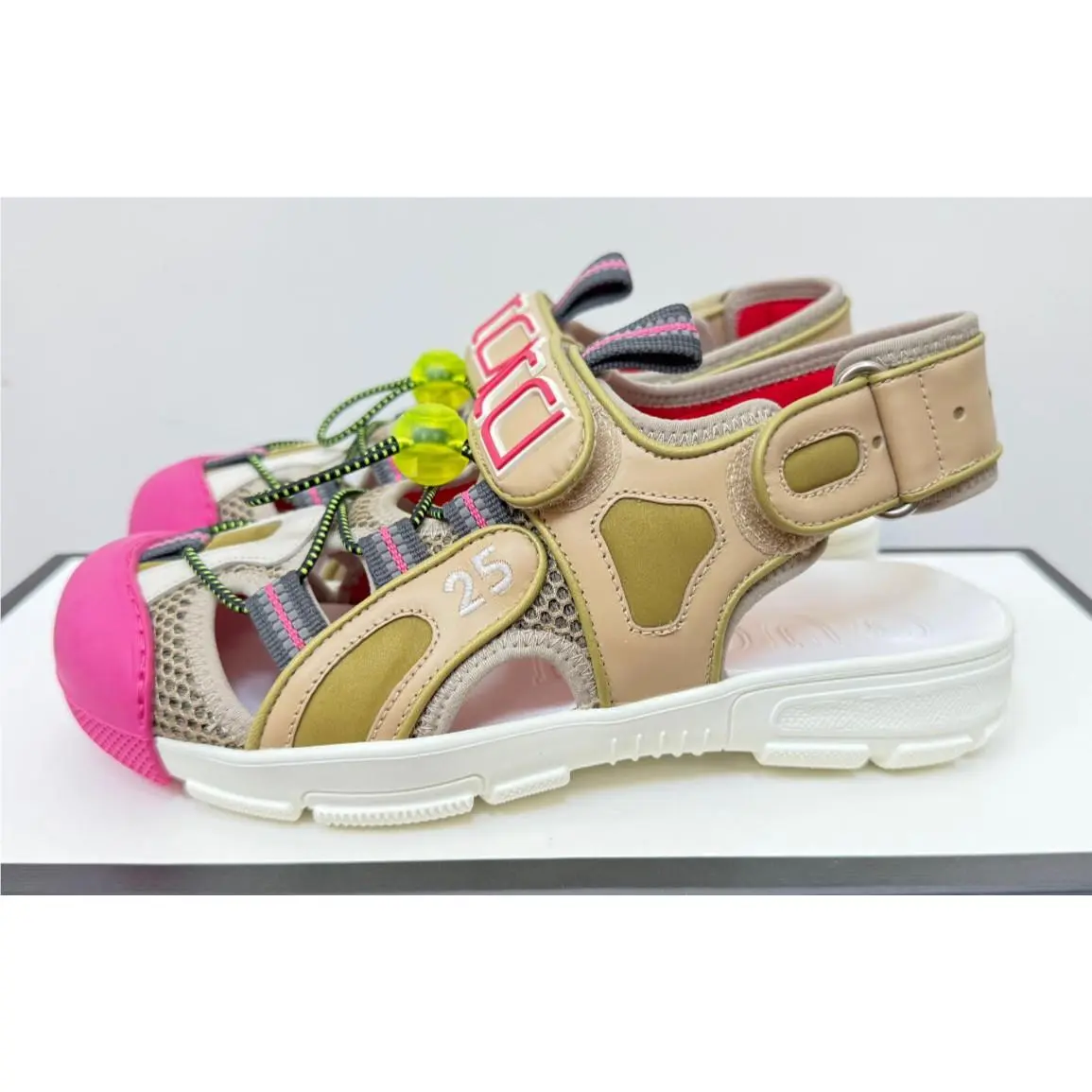 Tinsel Sport Sandals Crystal Beige Summer Buckle Platform Size 5/35 Travel by Gucci