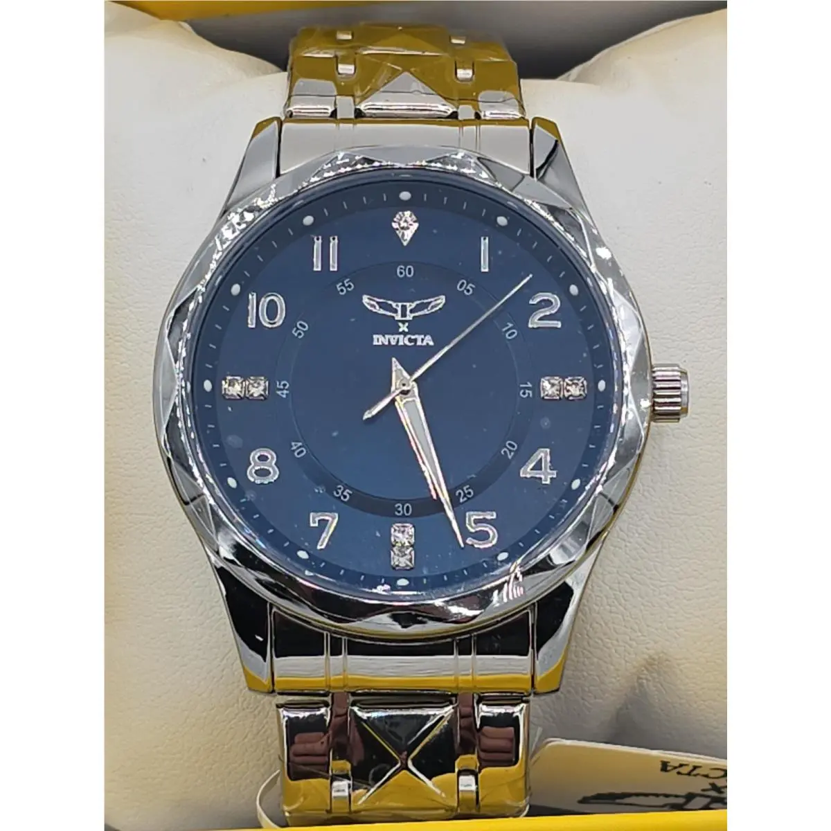 Invicta Men`s 69028 Specialty Quartz Watch 41mm Blue with SS Band
