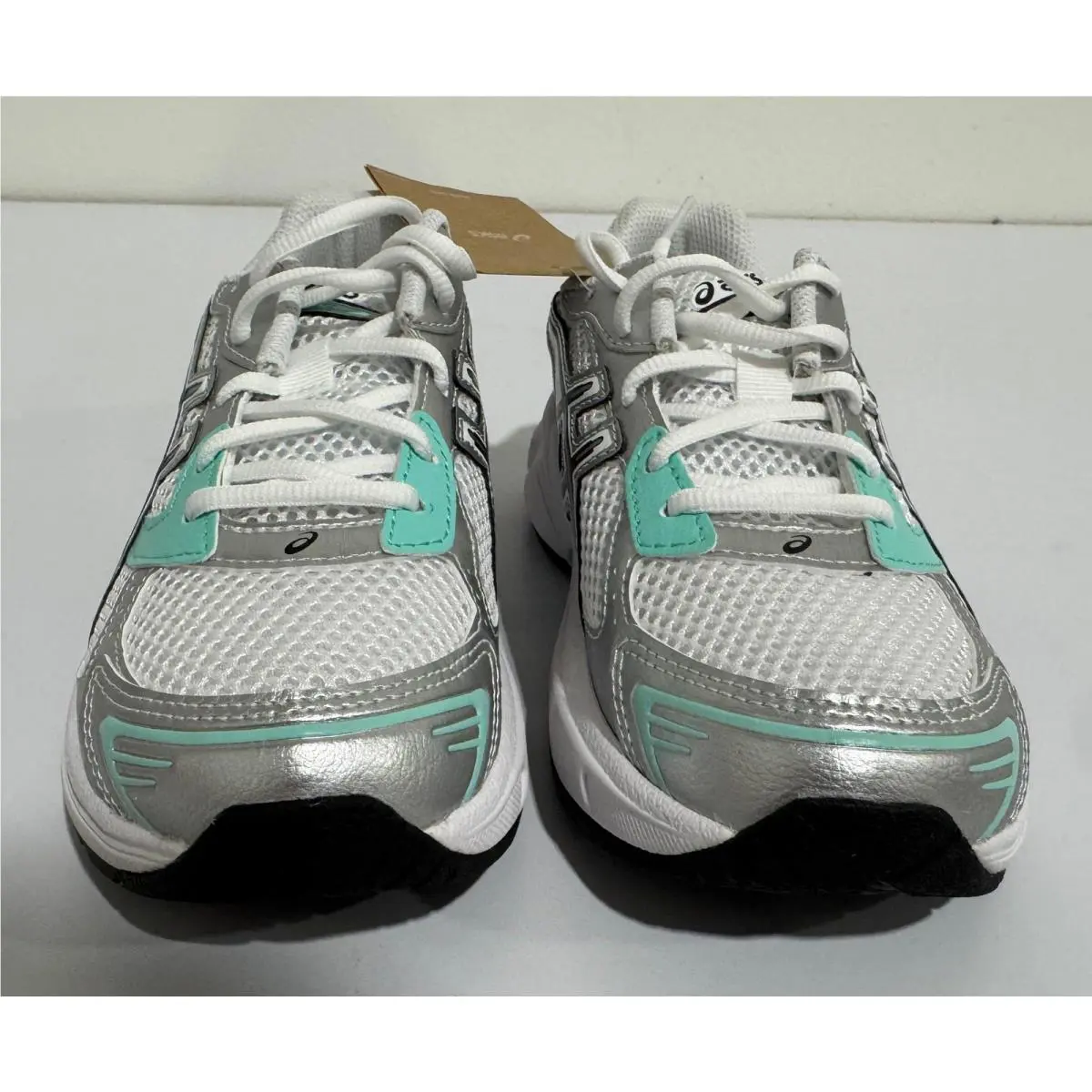 Asics shoes - White 1