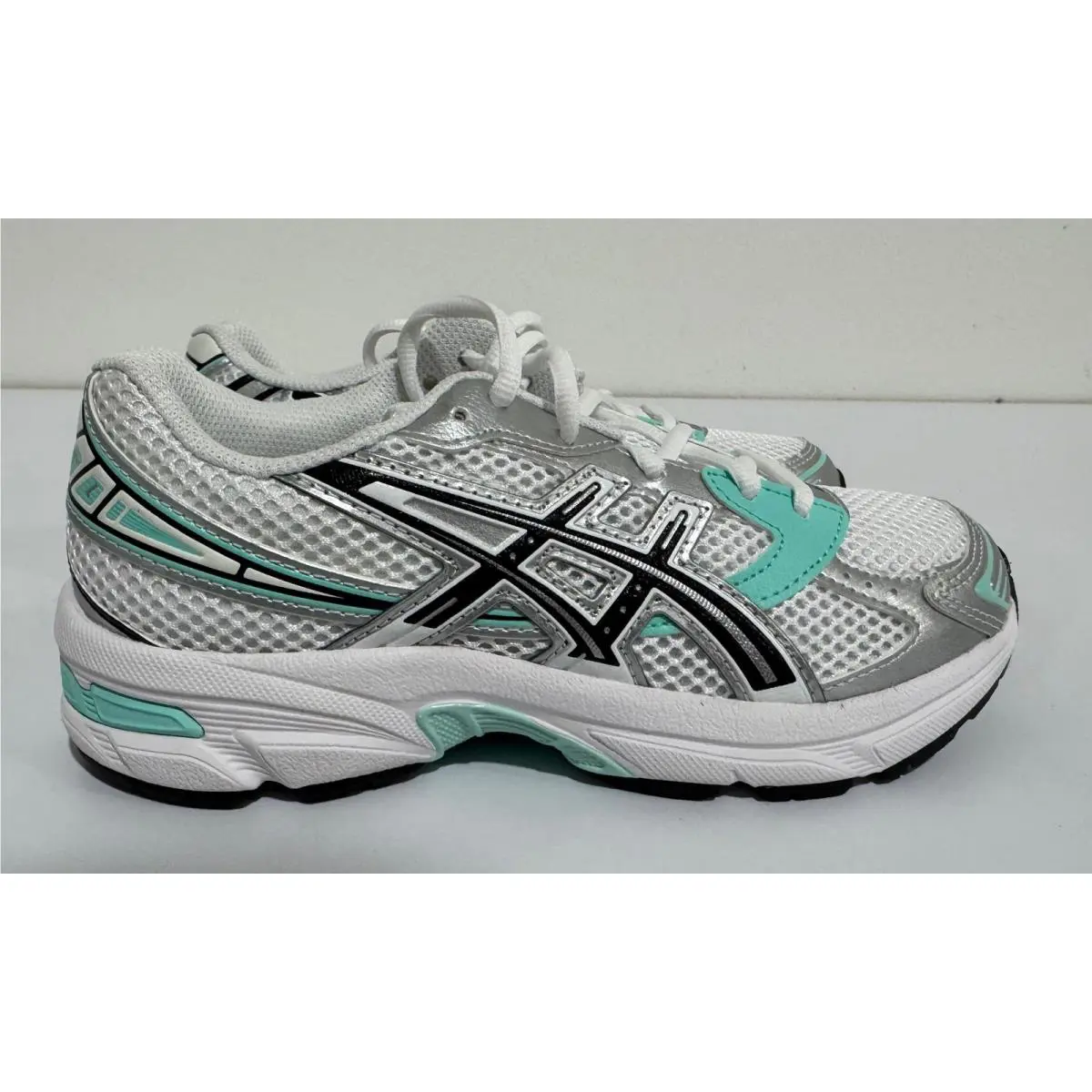Asics shoes - White 2