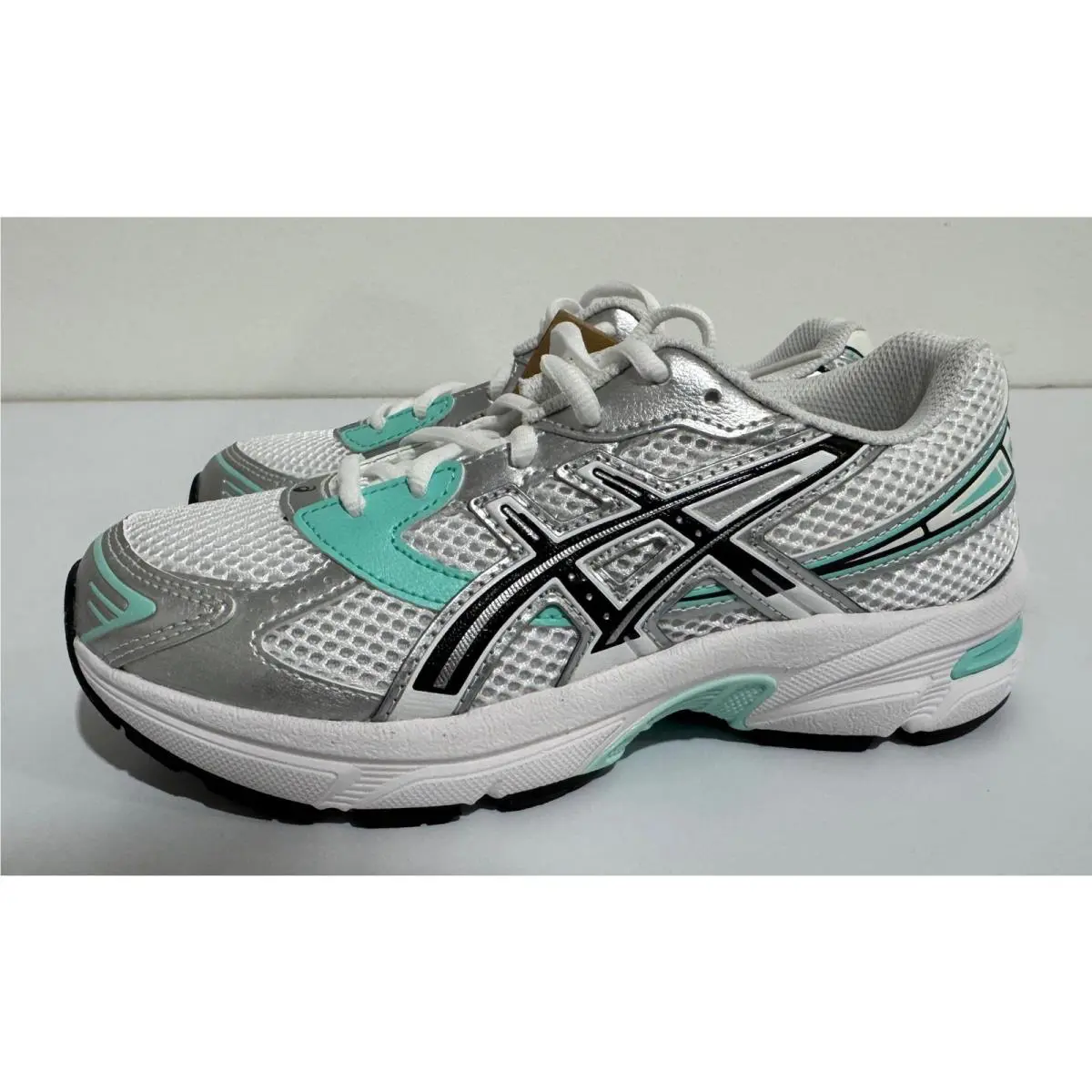 Asics shoes - White 4