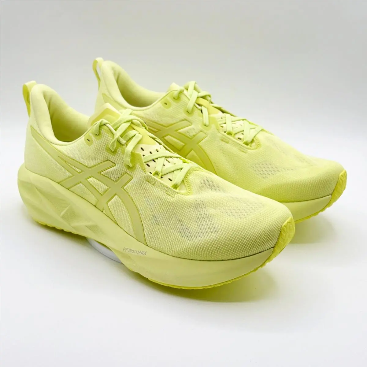 Asics Novablast 5 Lite-show Shoes Size 14 Mens Huddle Yellow 1011C032-750
