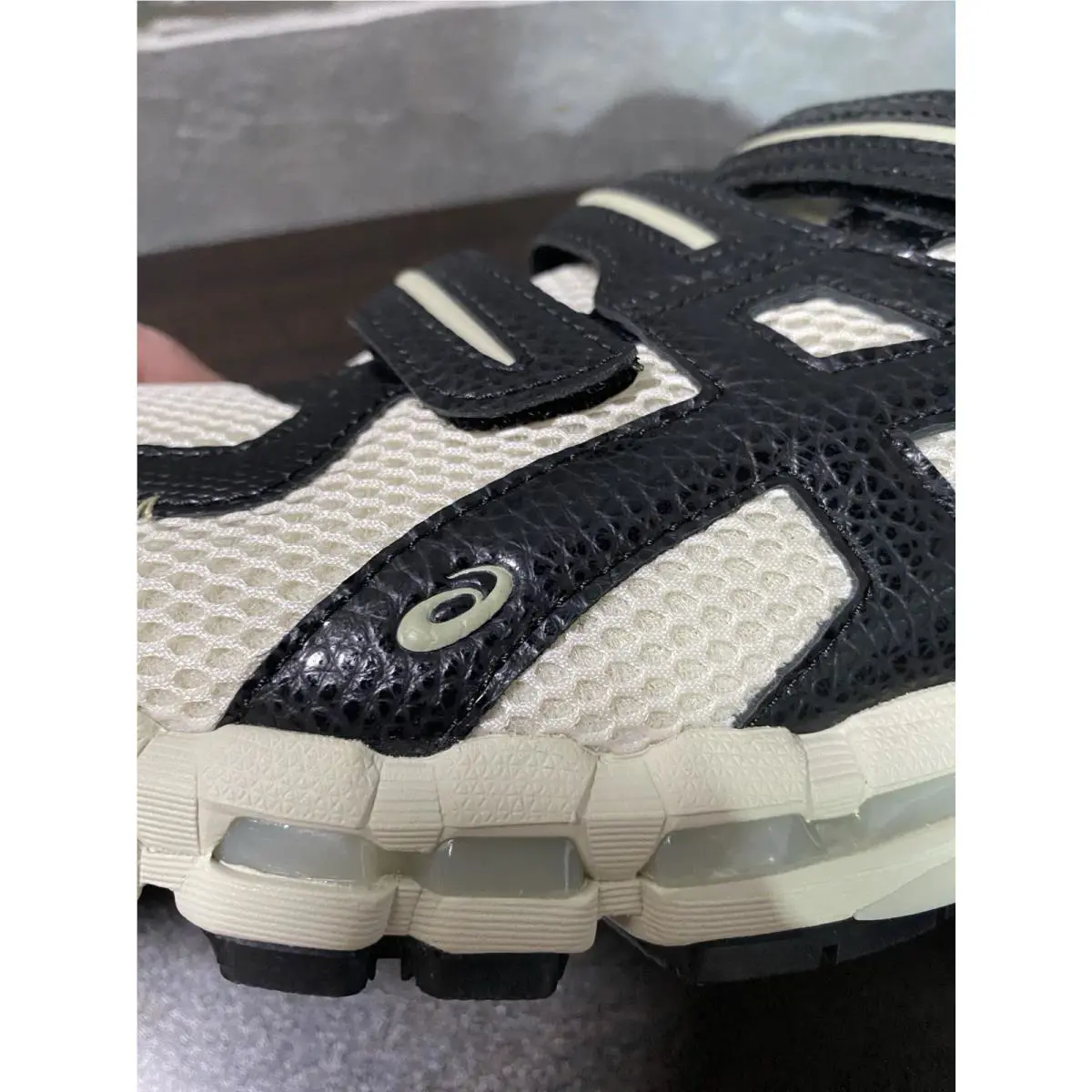 Asics shoes - ASICS GEL-Kayano - Bone/black 6