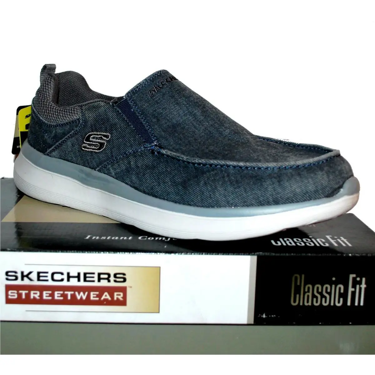 Skechers shoes - Skechers Classic Fit Memory Foam - Blue (UPC: 194428136301) 3