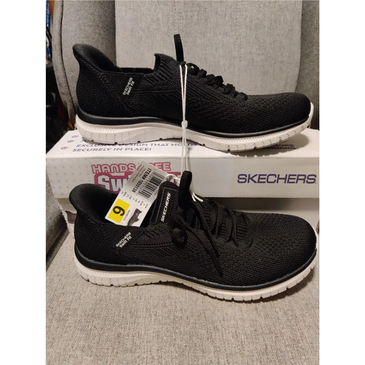 Skechers Sketcher`s Black Swift Fit Women`s Size 6 Shoes