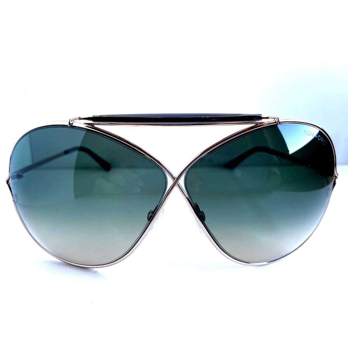 Tom Ford Catherine TF 200 28B 67mm Gold Oversized Women`s Sunglasses - Pink, Frame: Gold, Lens: Green