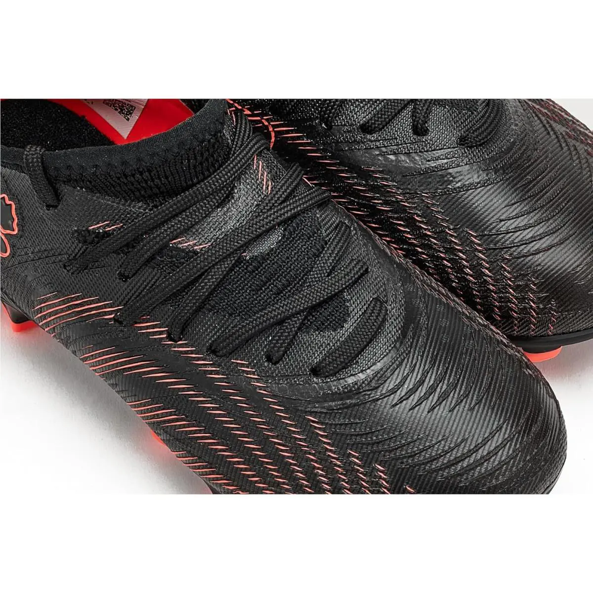 Puma shoes - Black/Glowing Red/Strong Gray 4