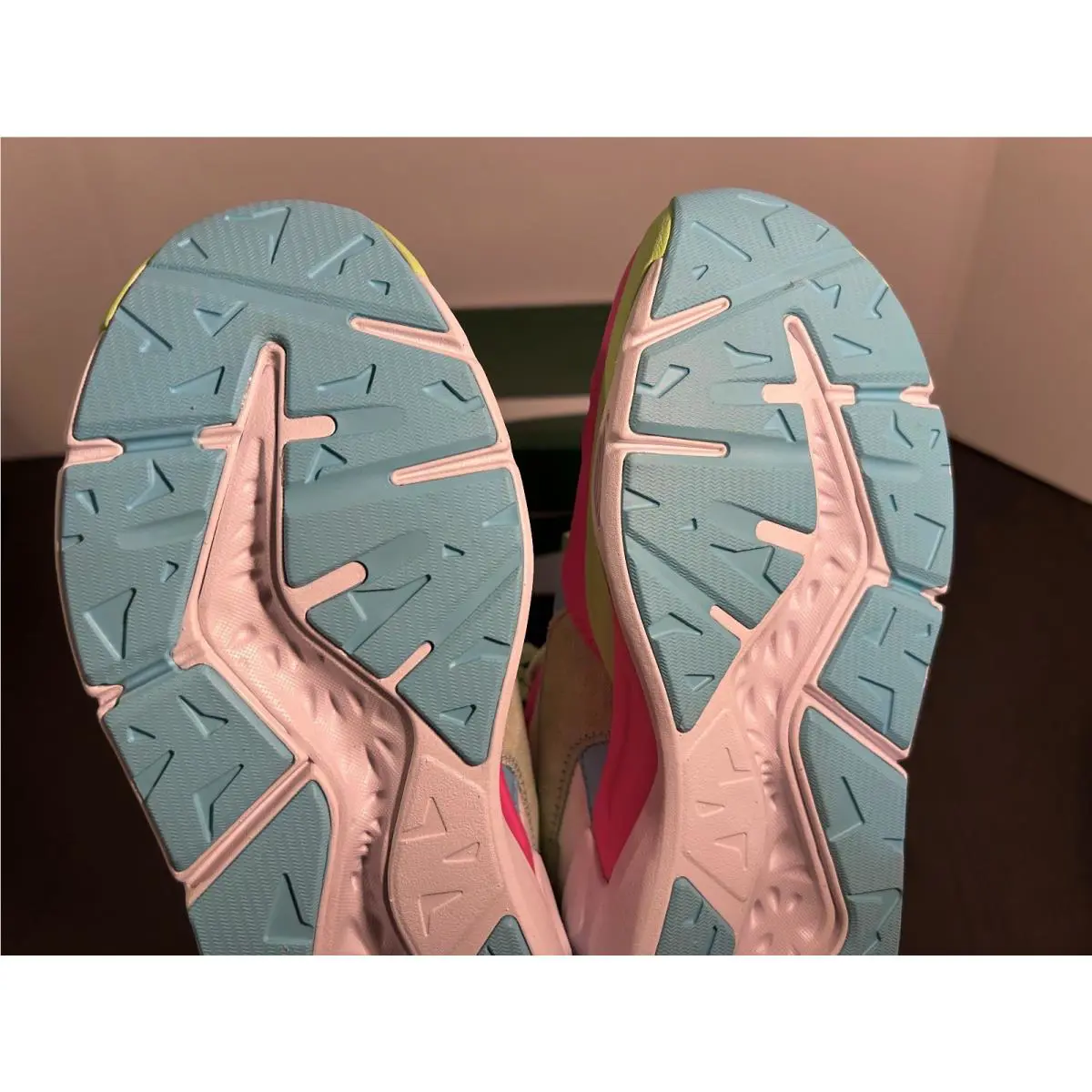 Puma shoes - White, Pink, Blue, Green 12