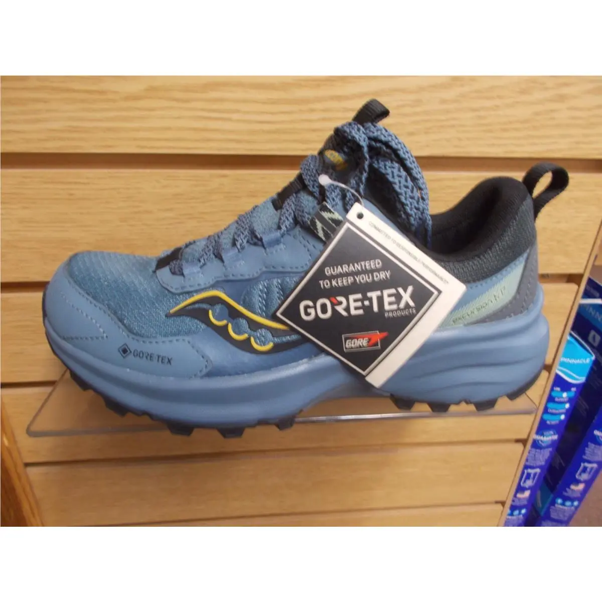 Saucony shoes - EXCURSION TR 17 GTX 10960-203 - S10960-203 - Blue 4