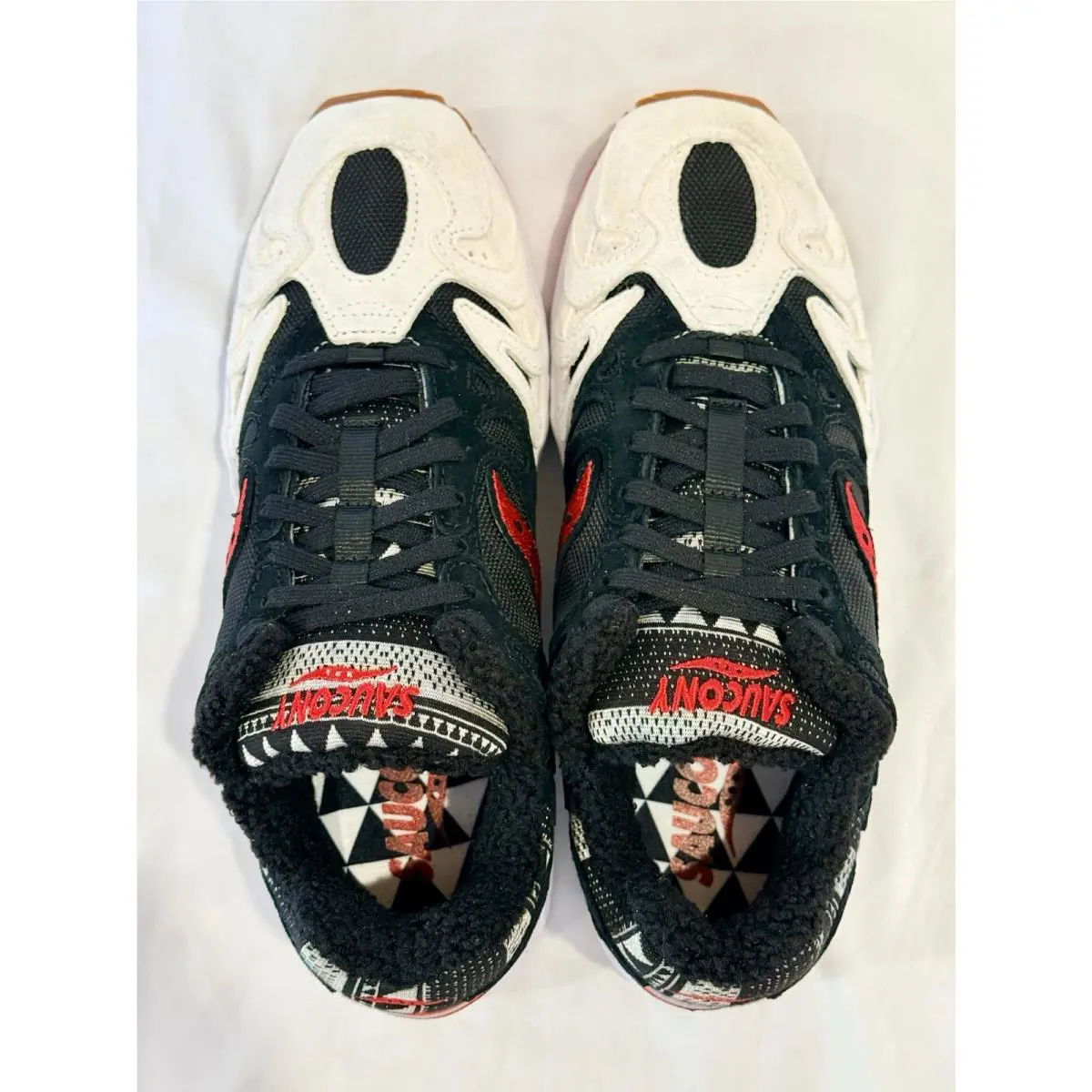 Saucony shoes - Saucony Grid Azura 2000 - Grid Azura - S70510-1 - Black, Manufacturer: Black/Red/White 5