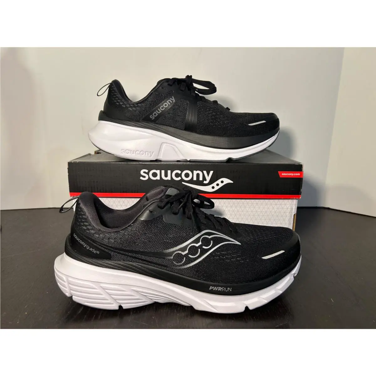 Saucony shoes - Black, White 0
