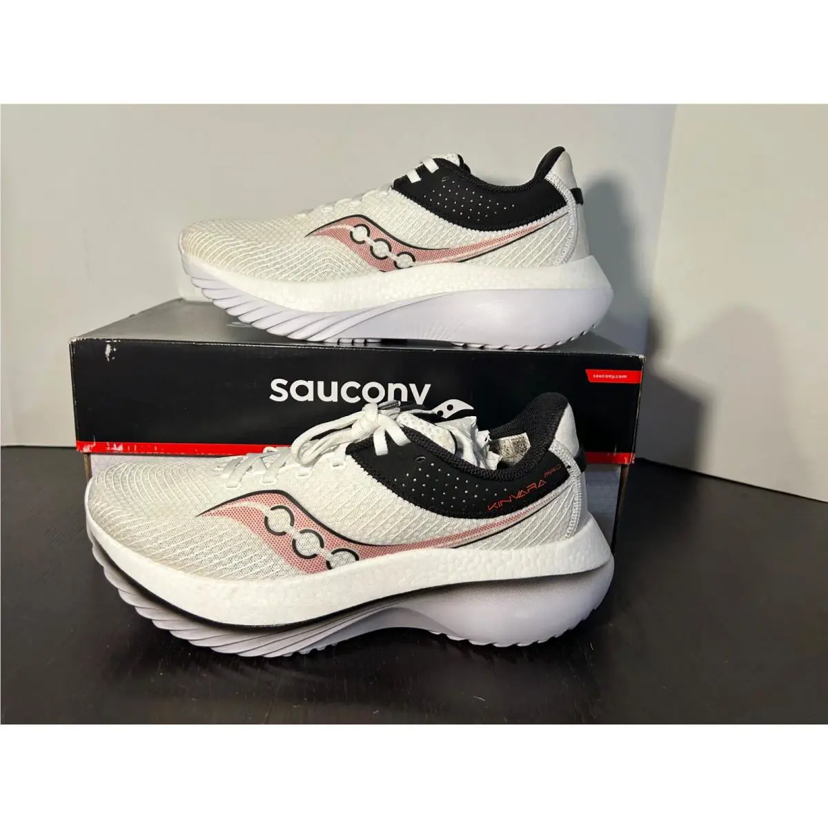Saucony shoes - White, Black, Red 4