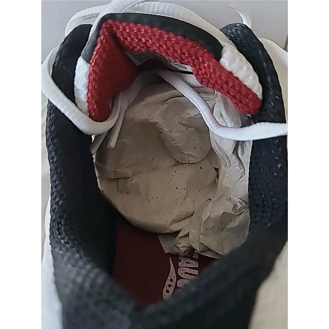 Saucony shoes - Saucony Ride Millennium - Ride Millennium - S70812-17 - White, Manufacturer: White/Red (UPC: 195020908754) 9