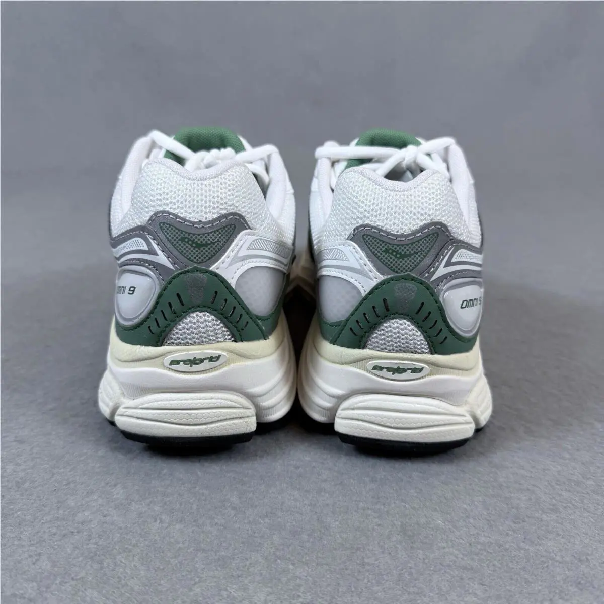 Saucony shoes - Saucony Progrid Omni 9 - Progrid Omni - Ivory 3