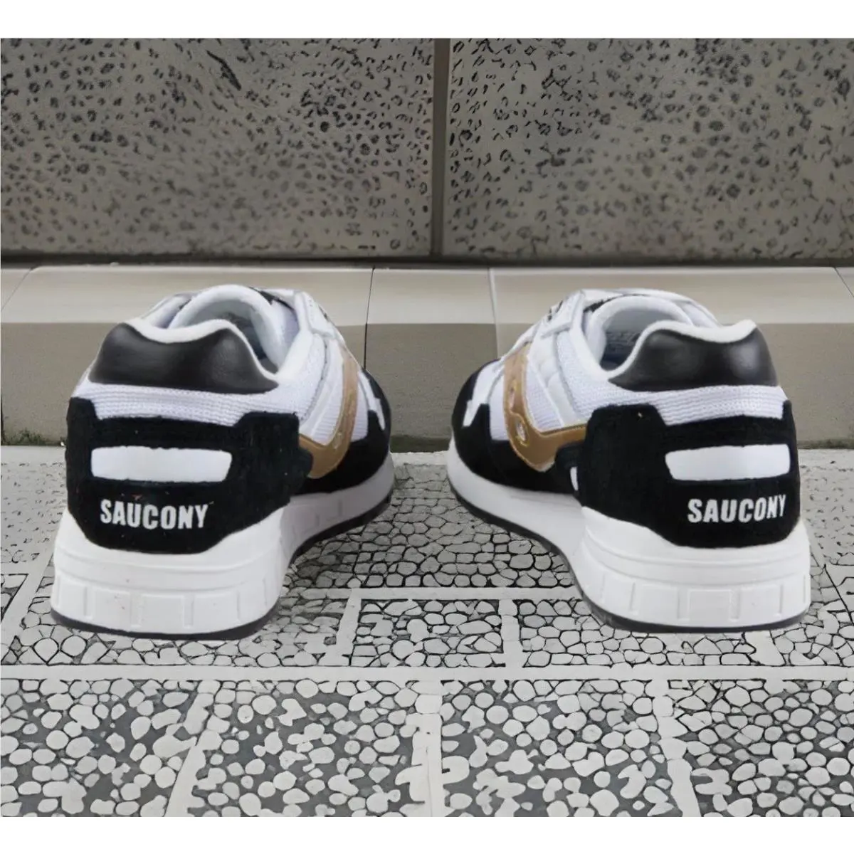 Saucony shoes - Saucony Shadow 5000 - Shadow - S70919-1 - White/Black/Gold 13