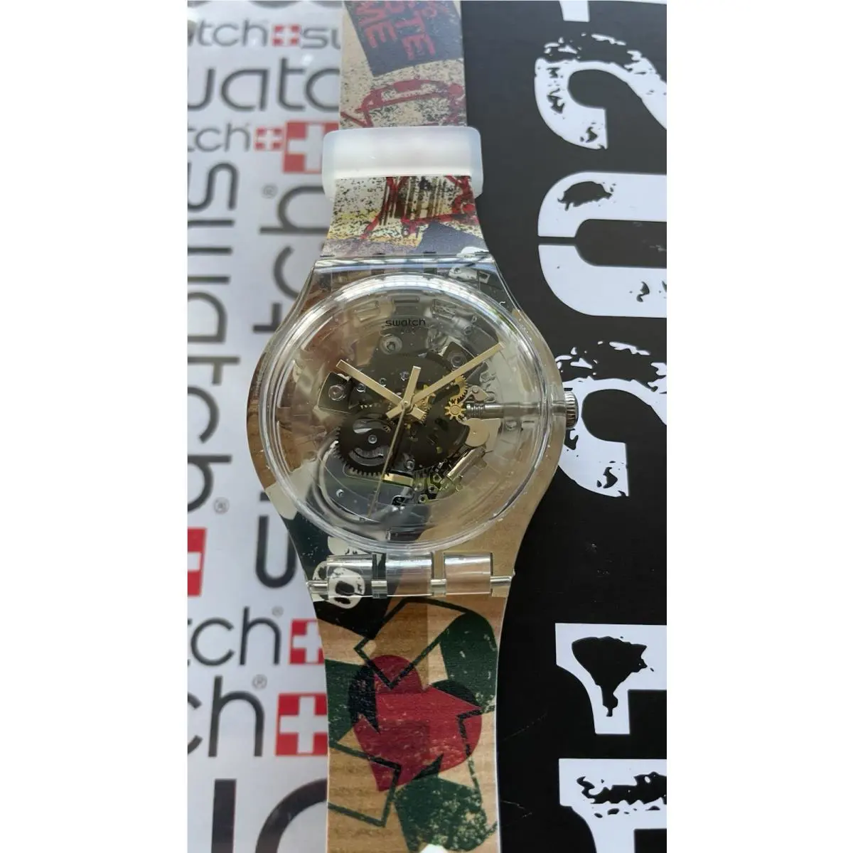 Swatch Black Friday SUOK136 017 Ltd Newgent 41mm Silicone Box