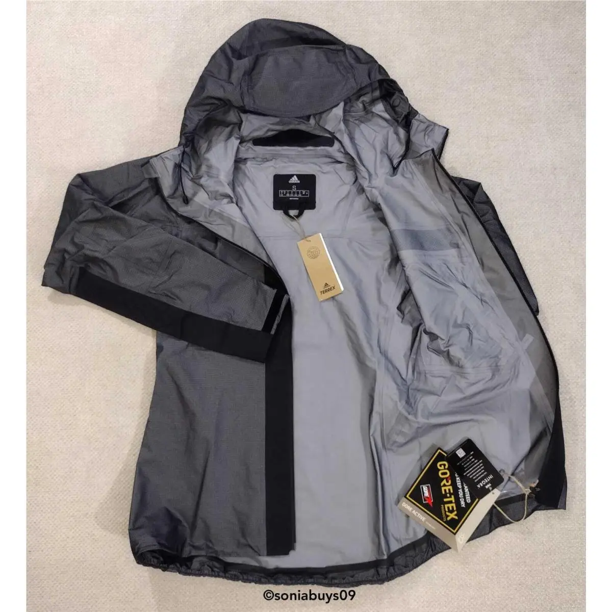Adidas clothing - Black 1