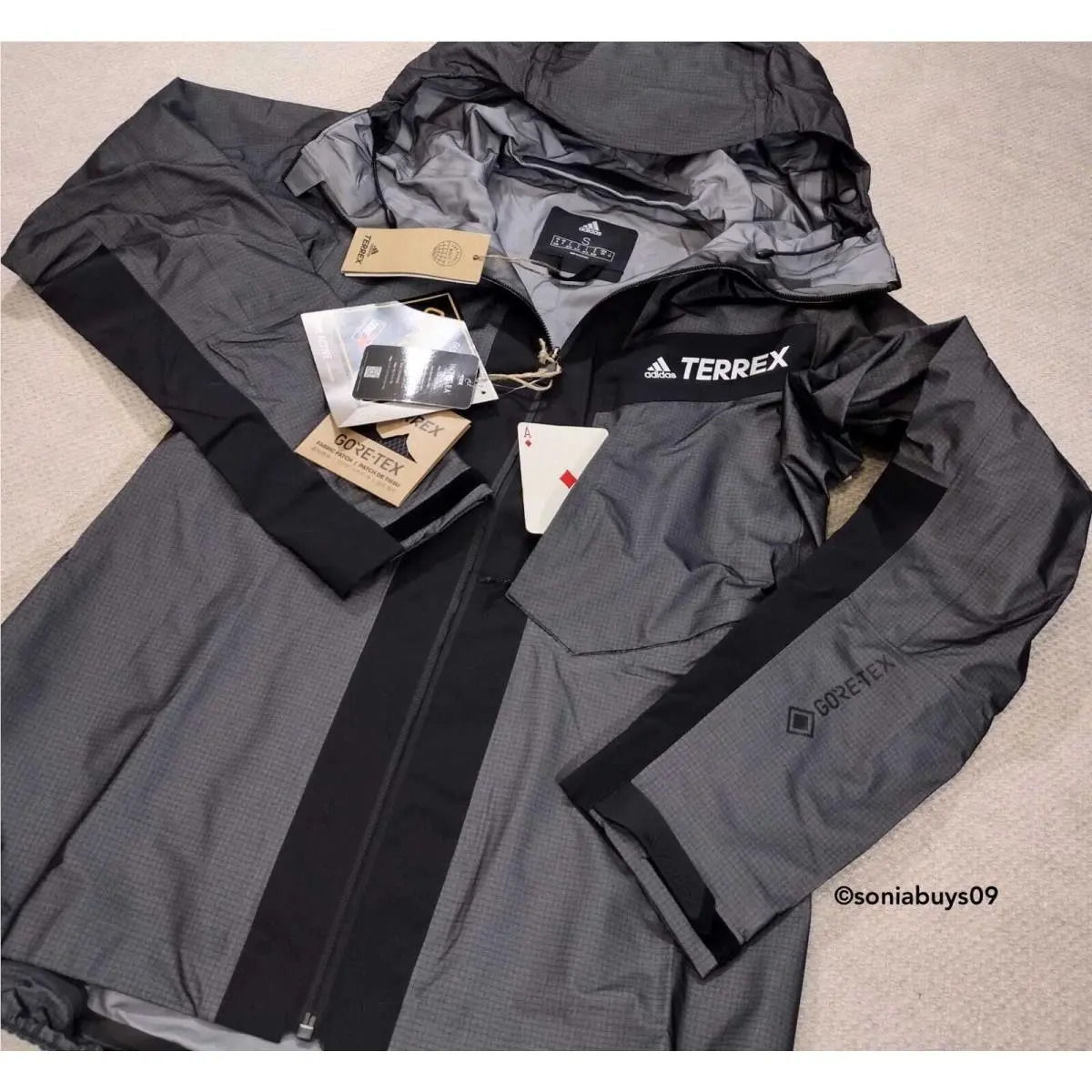 Adidas clothing - Black 0