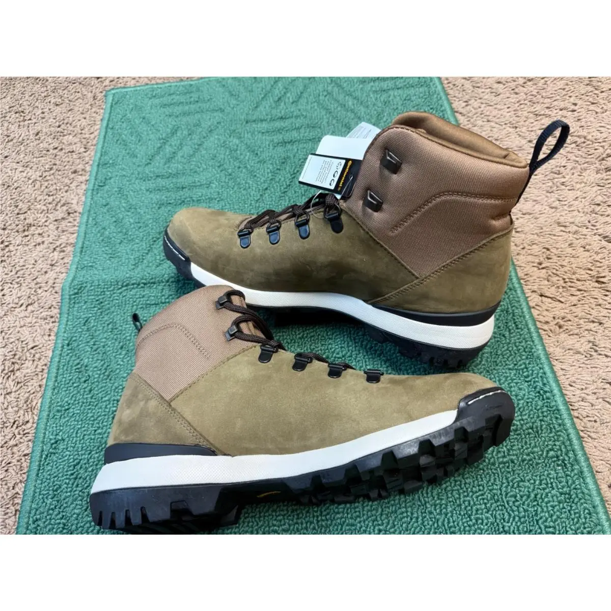 Adidas shoes - Adidas Trail Cruiser Mid - Trail Cruiser Mid - B22833 - Brown 0