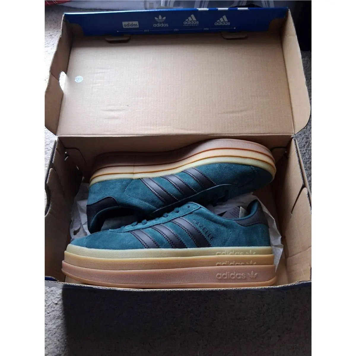 Adidas Gazelle Bold Women`s Size 8 Athletic Shoes Green Training Sneakers