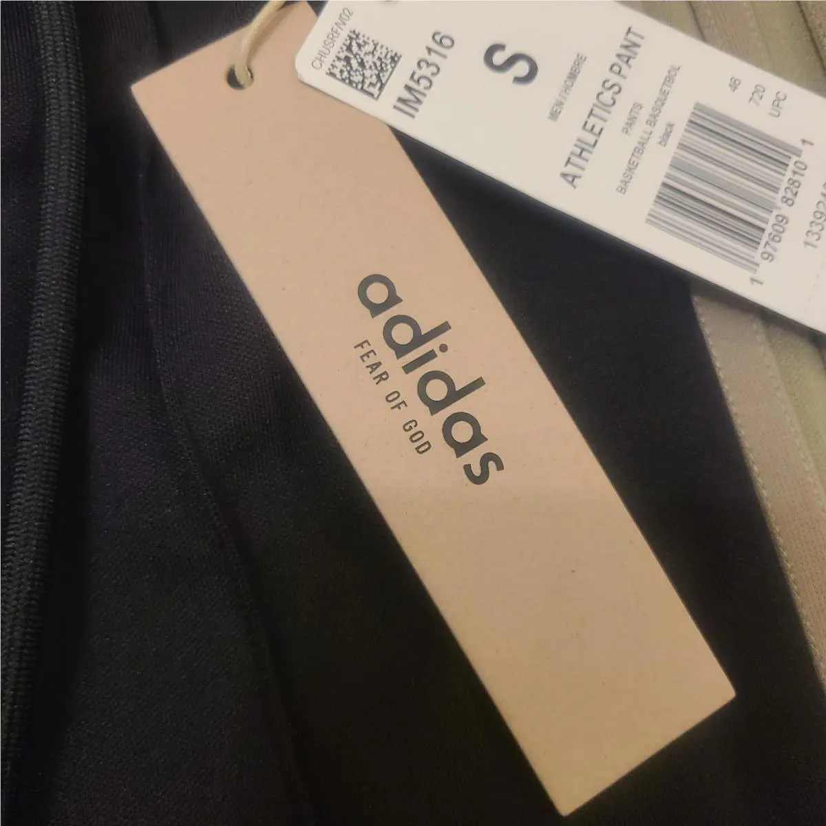 Adidas clothing - Black 3