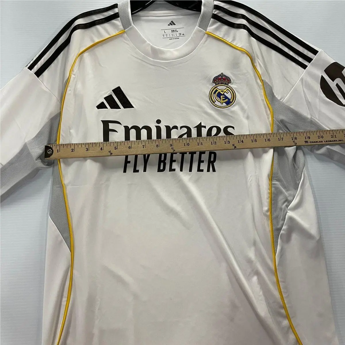 Adidas clothing - vs-182637 - vs-182637 - White (UPC: 197626982787) 4