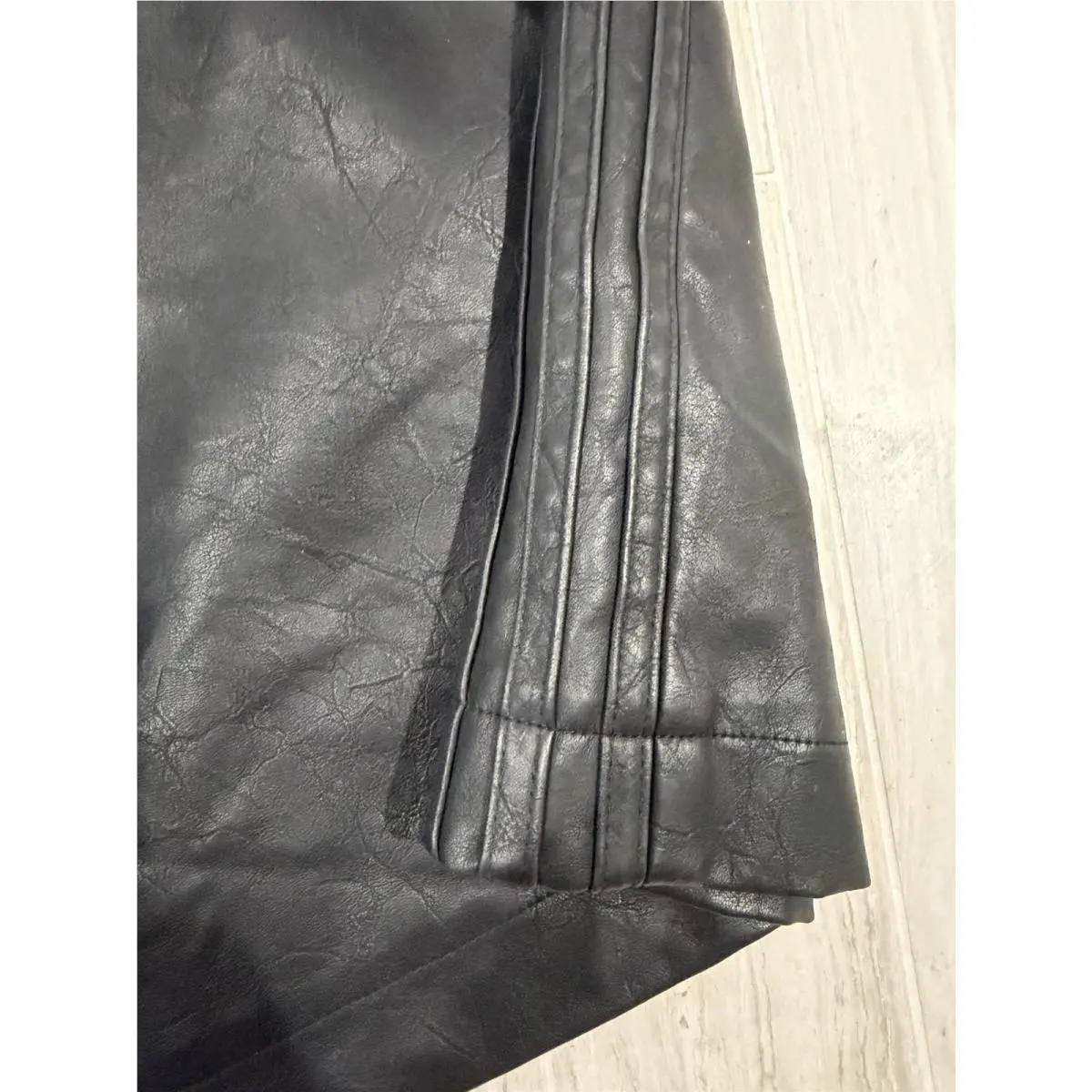 Adidas clothing - Black 1