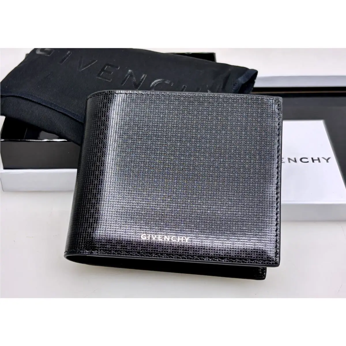 Givenchy Black Leather Billfold Wallet Italy - 32119