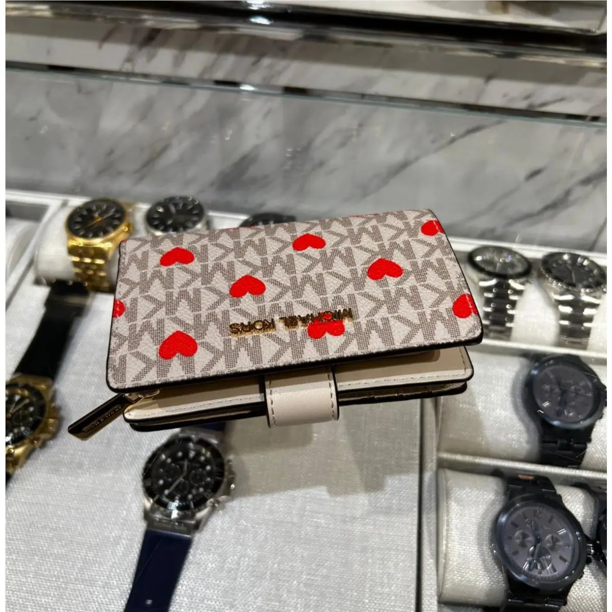 Jet Set Women Medium MK Signature Logo Bi-fold Wallet Variation LIGHT CREAM MULTI by Michael Kors