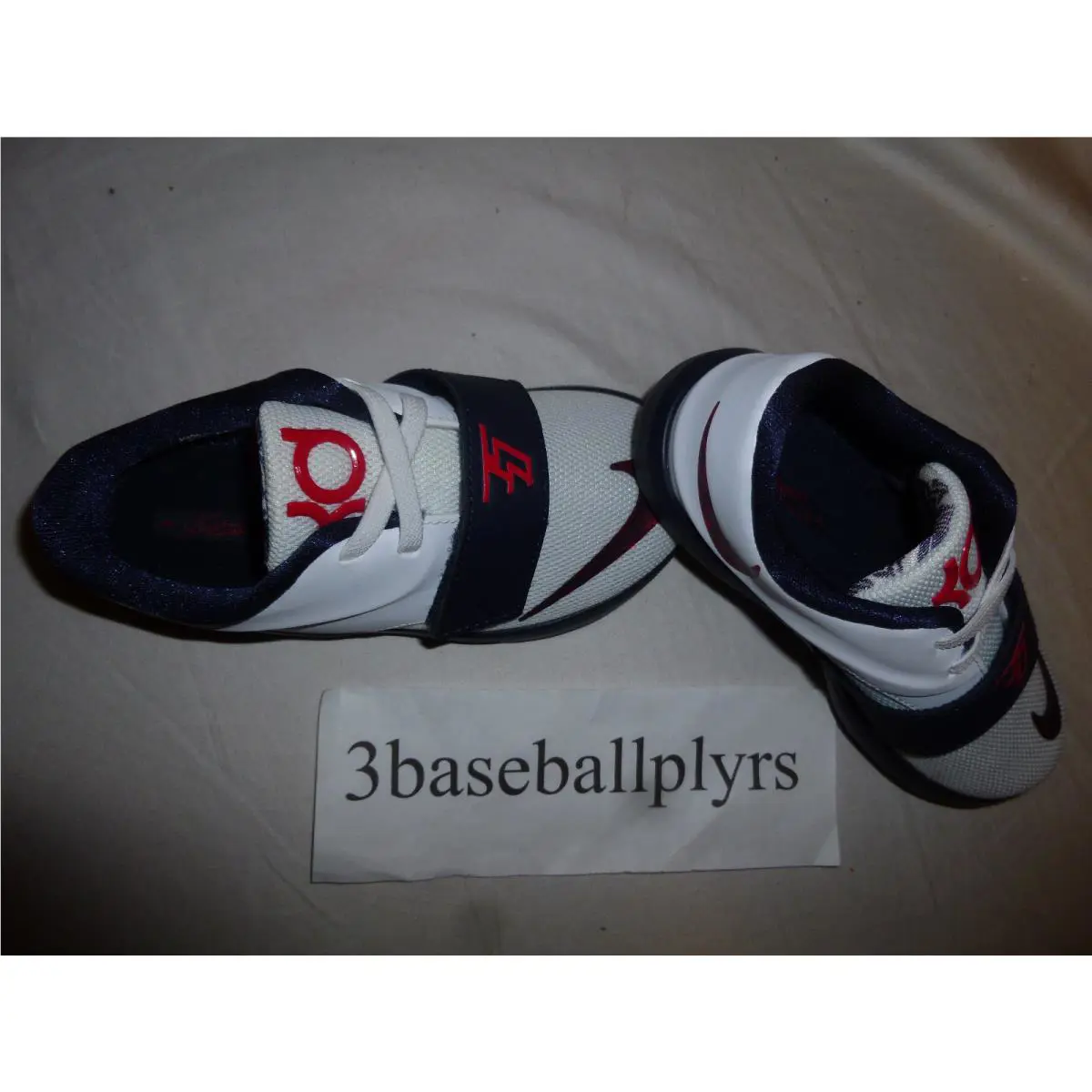 Nike shoes - White 2
